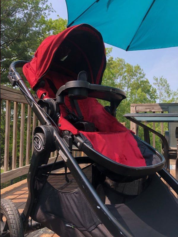 City select red stroller (single Seat)