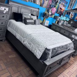 BLACK FRIDAY FIRST COME FIRST SERVE Brand New Complete Bedroom Set For $1699