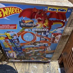 Hot Wheels Ultimate Garage 