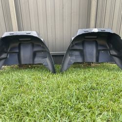 REAR INNER FENDERS 