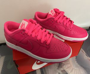 Dunk Low “hyper Pink”