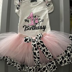 My first birthday onesie and tutu