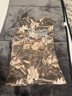 Primitive no sleeve shirt