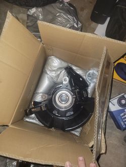 2011,2012,2013 Hyundai Sonata Loaded Steering Knuckle And Hub