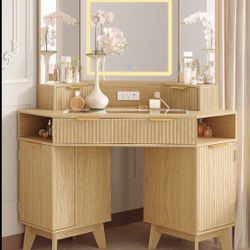 Garvee 48 Inch Makeup Vanity Desk
