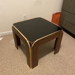 Corner Table 