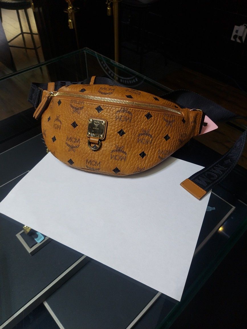 MCM MEDIUM COGNAC FURSTEN BAG