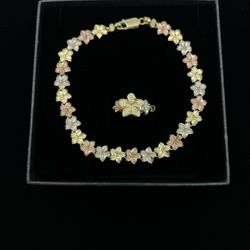 $975 Three Tone Gold Hawaiian Plumeria Flower Bracelet And Ring Set 