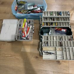 Extra Large Lot Of Freshwater Tackle Lures, And Worms