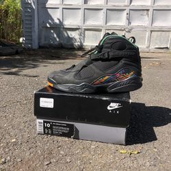 Tinker 8s shop on feet