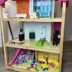 Two Sides Doll House With Wood Furniture And Extras 