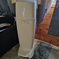 Diaper Genie 