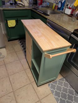 Rolling Kitchen Island