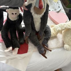 Monkey stuffed animals
