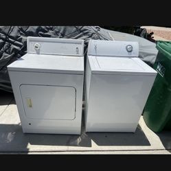 selling a pair $500 Set Whirlpool Washer And Kenmore Gas Dryer