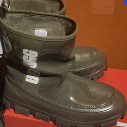 Ugg