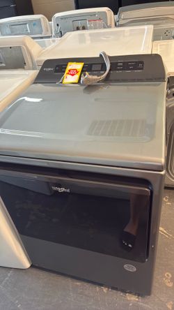 Nice like new Whirlpool electric dryer