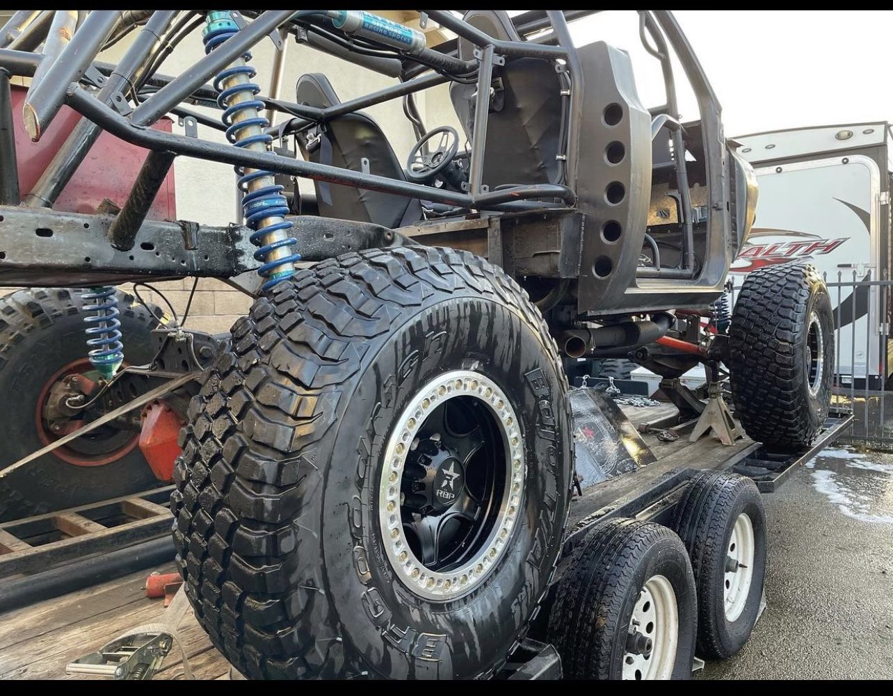 TRADE K5 Offroad Chevy Blazer One Ton Axles/4 Link Fuel Injection for