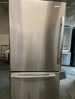 Amana Bottom Freezer Stainless Steel Refrigerator Fridge
