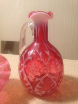 Pieces of cranberry Fenton