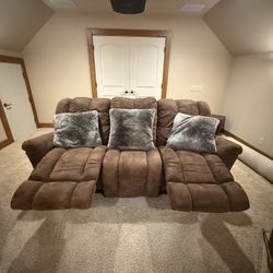 La-Z-Boy Sofa Recliner & 2 Recliner Armchairs