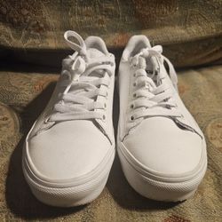 Vans alll white leather women's shoes great shape size womens 5