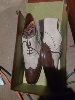 Mezlan Two-Tone Wingtip Oxford Dress Shoe