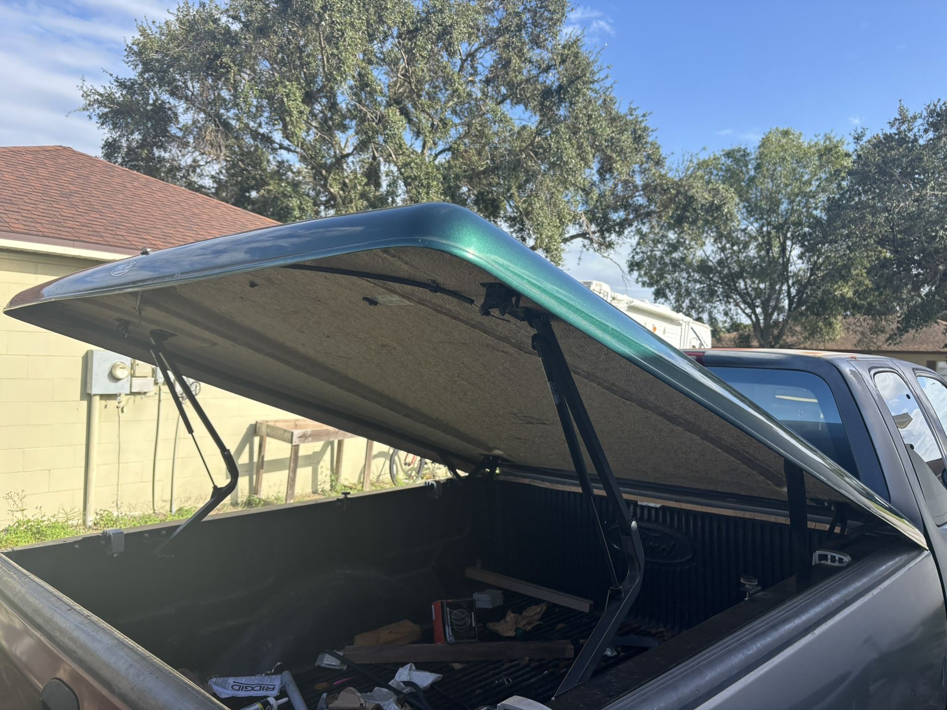 97-03 F150 Fiberglass Bed Cover