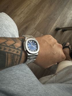 Luxury Automatic PP Watch - Great Formal/Informal Piece