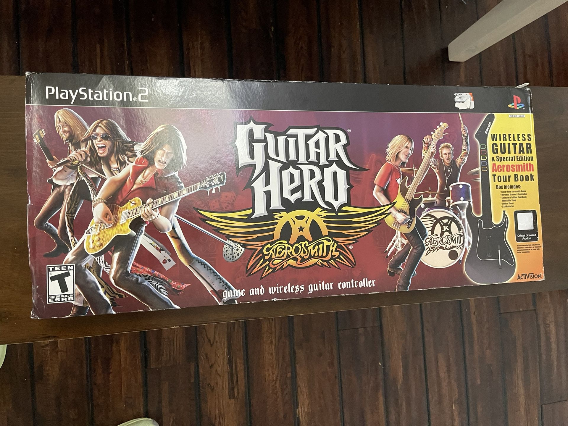 Guitar Hero PS2 Aerosmith Edition CIB Wireless Guitar