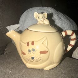 Vintage ceramic cat and mouse creamer with lid