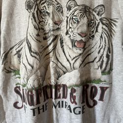 Vintage90s Siegfred & roy at the mirage Tiger Shirt Size.Large