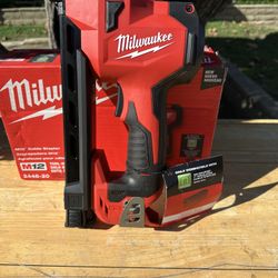 Milwaukee Cable Stapler