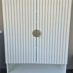 Free Delivery!! Very Nice Storage Cabinet Or Changing Table