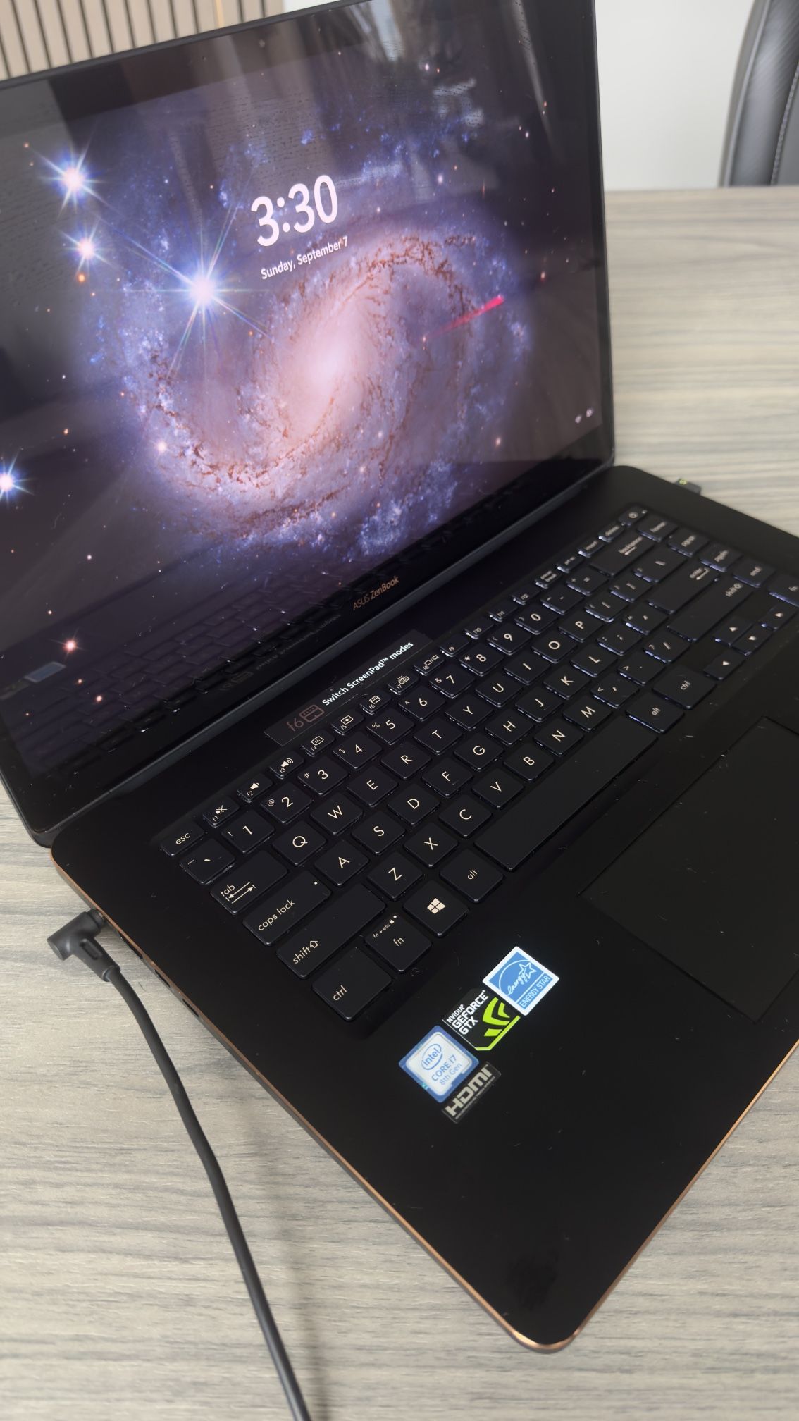 Asus Zenbook 15 Pro