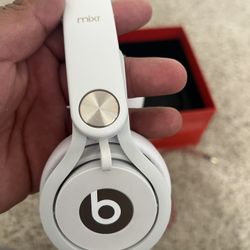 beats mixr headphones
