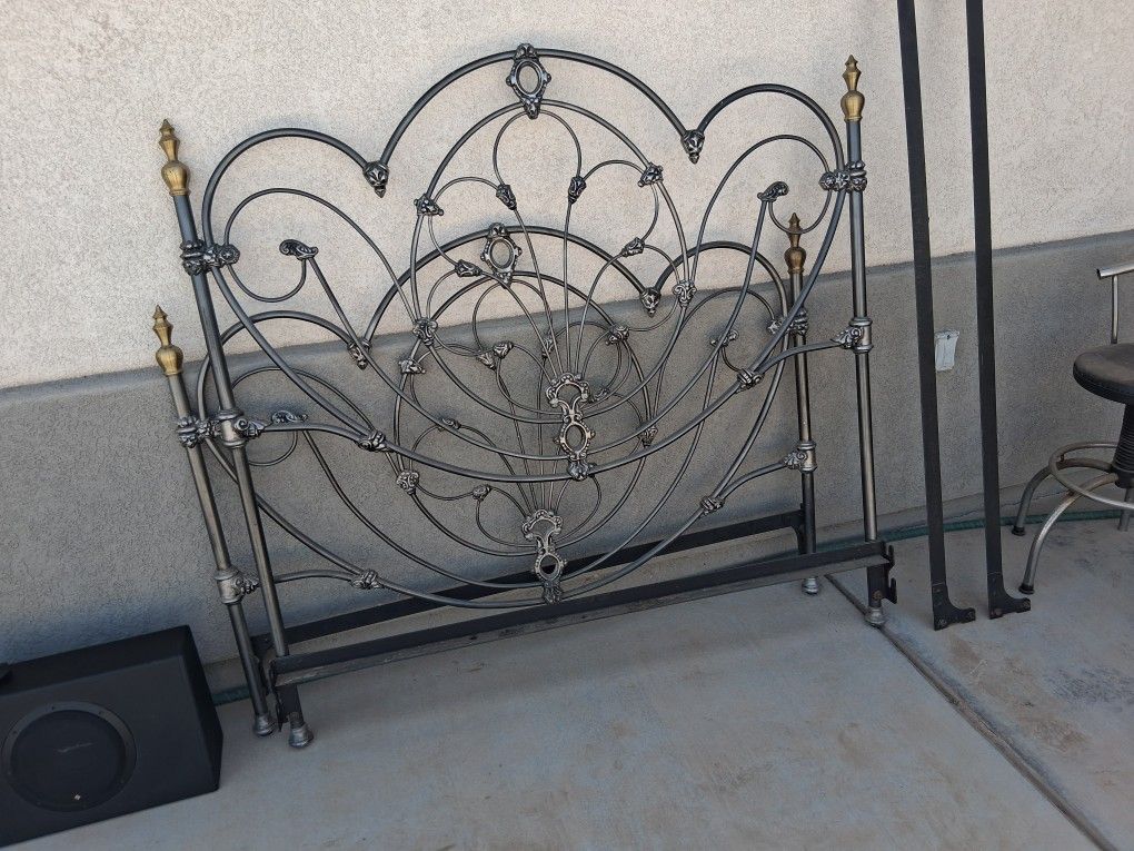 Vintage Iron And Brass brass Queen Size Bed Frame