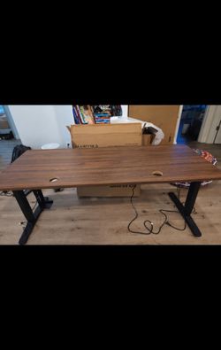 72 x 30 UPLIFT Electric Standing Desk | Dark Woodgrain & Black Frame