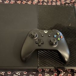 XBOX console with games