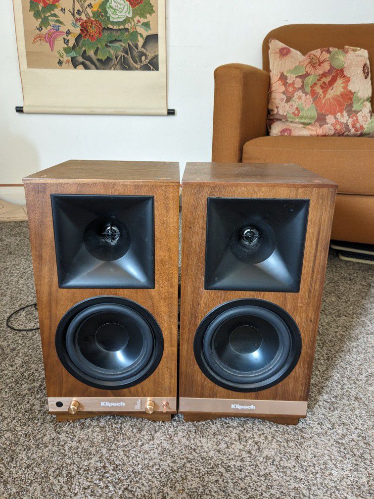 THE SIXES Speakers By Klipsch