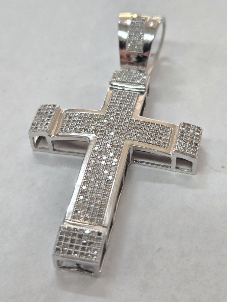 10kt White Gold Diamond Cross Charm With Certificate