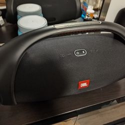JBL Boombox 2