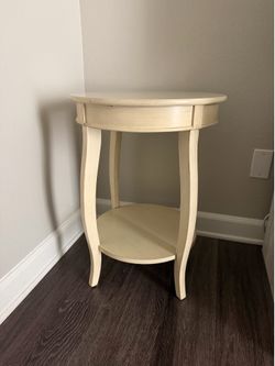 2 side tables