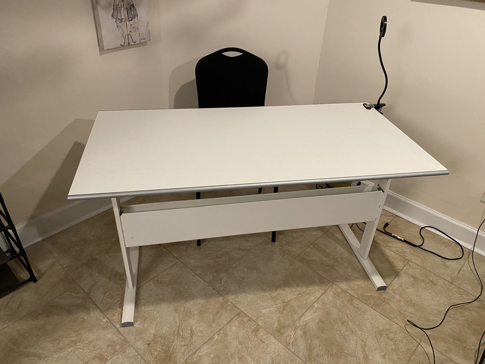 White Desk