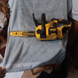 Battery Powered Chainsaw 