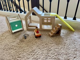 Lovevery Wooden Modular Playhouse