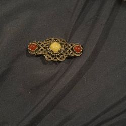 Vintage filigree brooch
