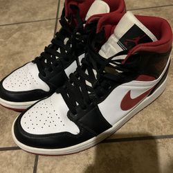 Jordan 1 red, white and black