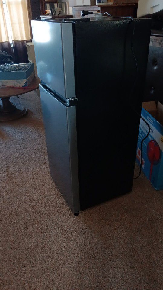 Mini Refrigerator With Built Freezer 