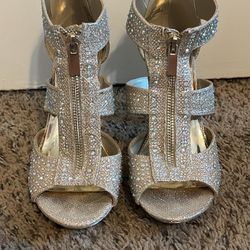 Women’s Gold Heels 
